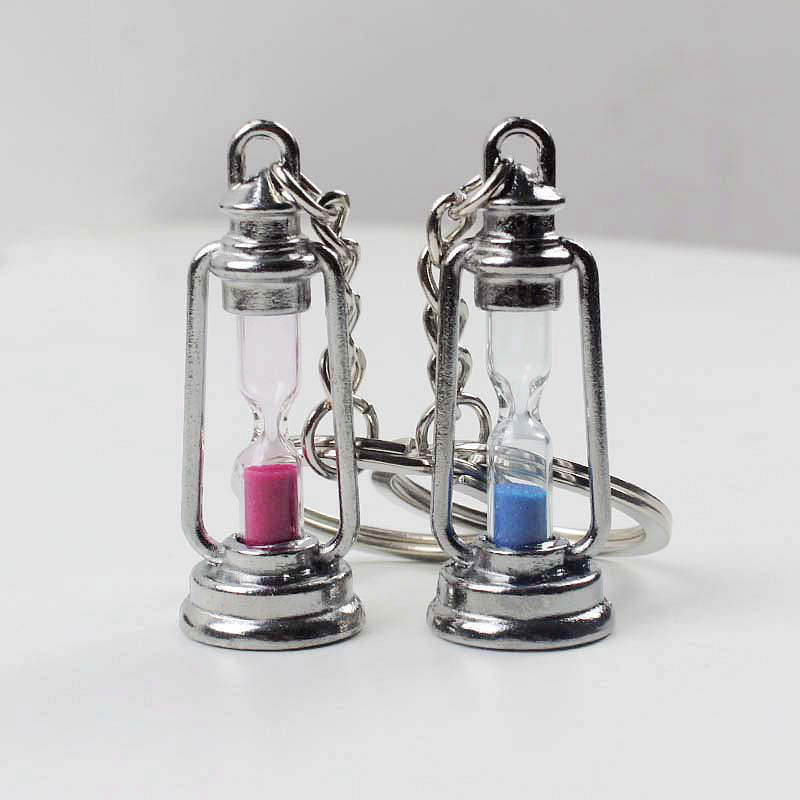 Vintage Metal Kerosene Lamp Hourglass Keychain with Colorful Sand 4