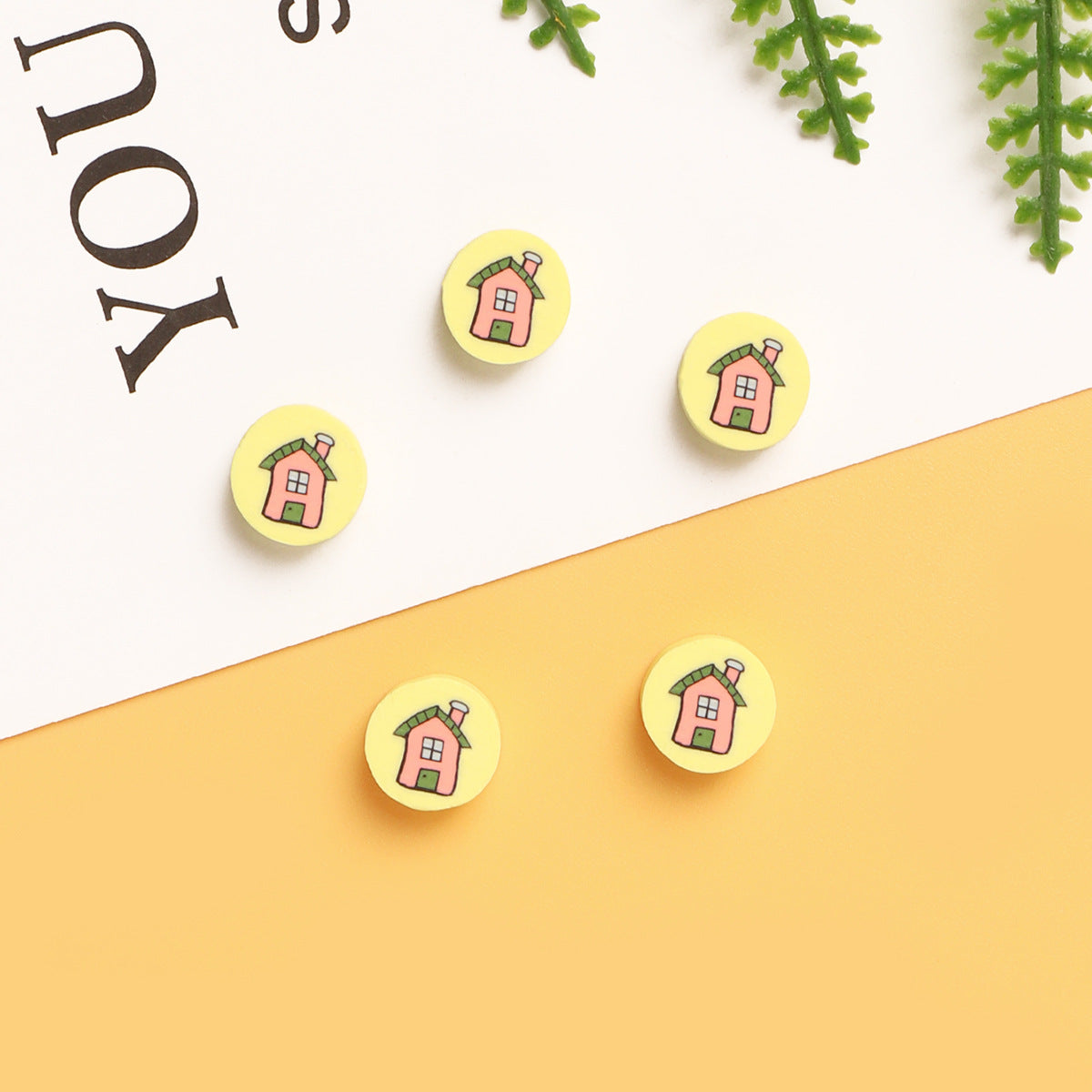 Flat Round Clay Beads 9mm Yellow with Pink House Pattern 100pcs 3