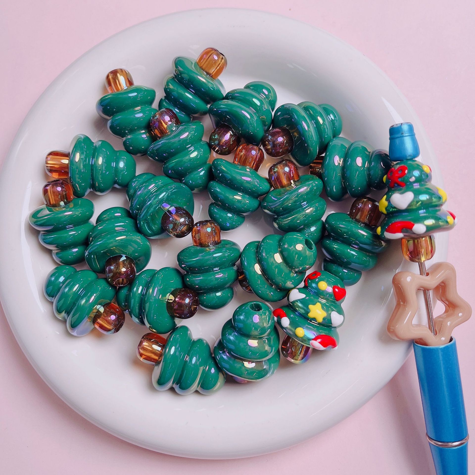 Hand Painted Christmas Tree Acrylic Beads 20-28mm Bright Green 5pcs 2