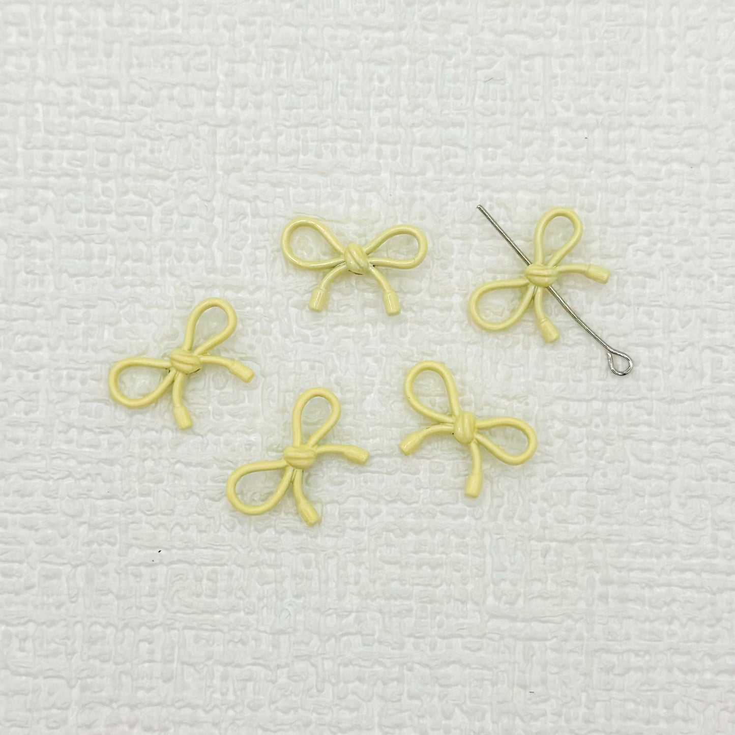 Hollow Bow Metal Beads 13x12mm Glossy Baking Painted Alloy 20pcs 8