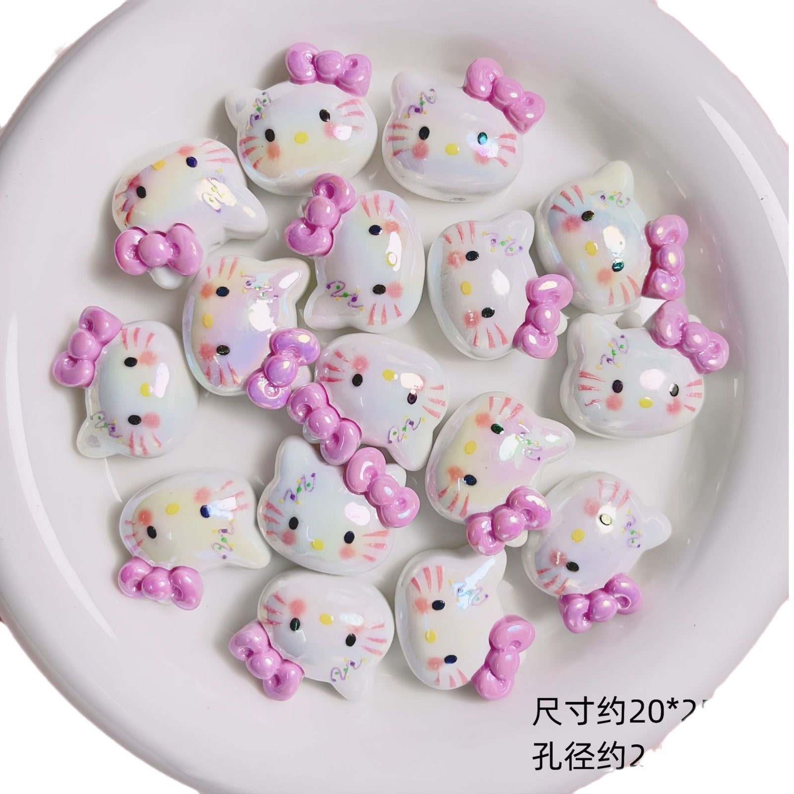 Glossy Sanrio Character Resin Beads 2.5mm Hole Pastel Colors 5pcs 5