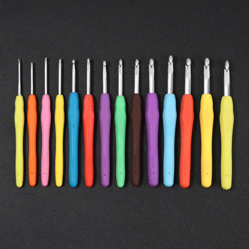 Crochet Hooks Soft Grip Aluminum Tips Ergonomic Silicone Handles 3pcs 14cm