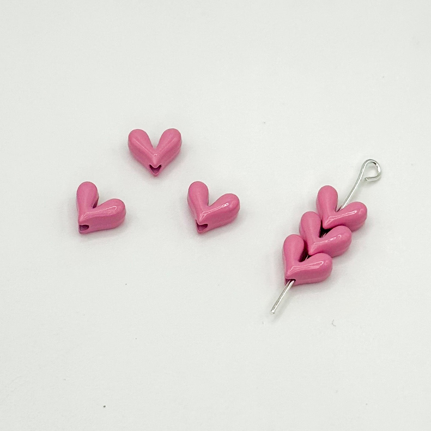 Painted V-Shaped Heart Acrylic Beads 6.7x8mm Glossy Mixed Colors 10pcs 8