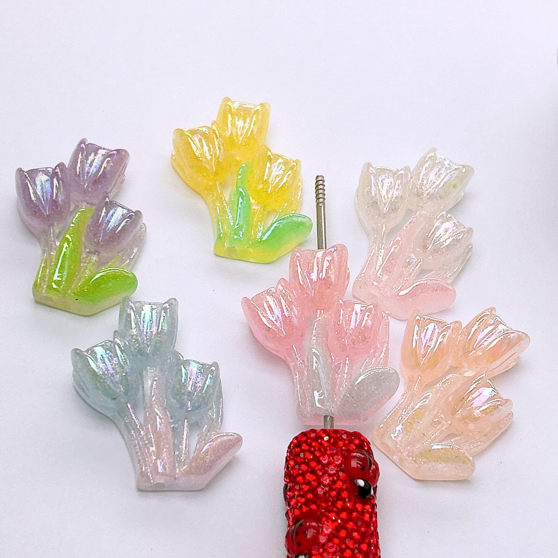 Glow in Dark Tulip Bouquet Resin Beads 37mm Iridescent Pastel 50pcs 2