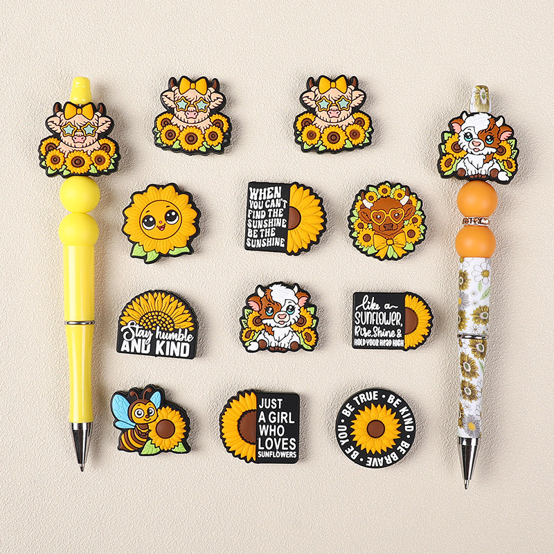 Silicone Focal Beads Highland Cow Holding Sunflower Daisy 2