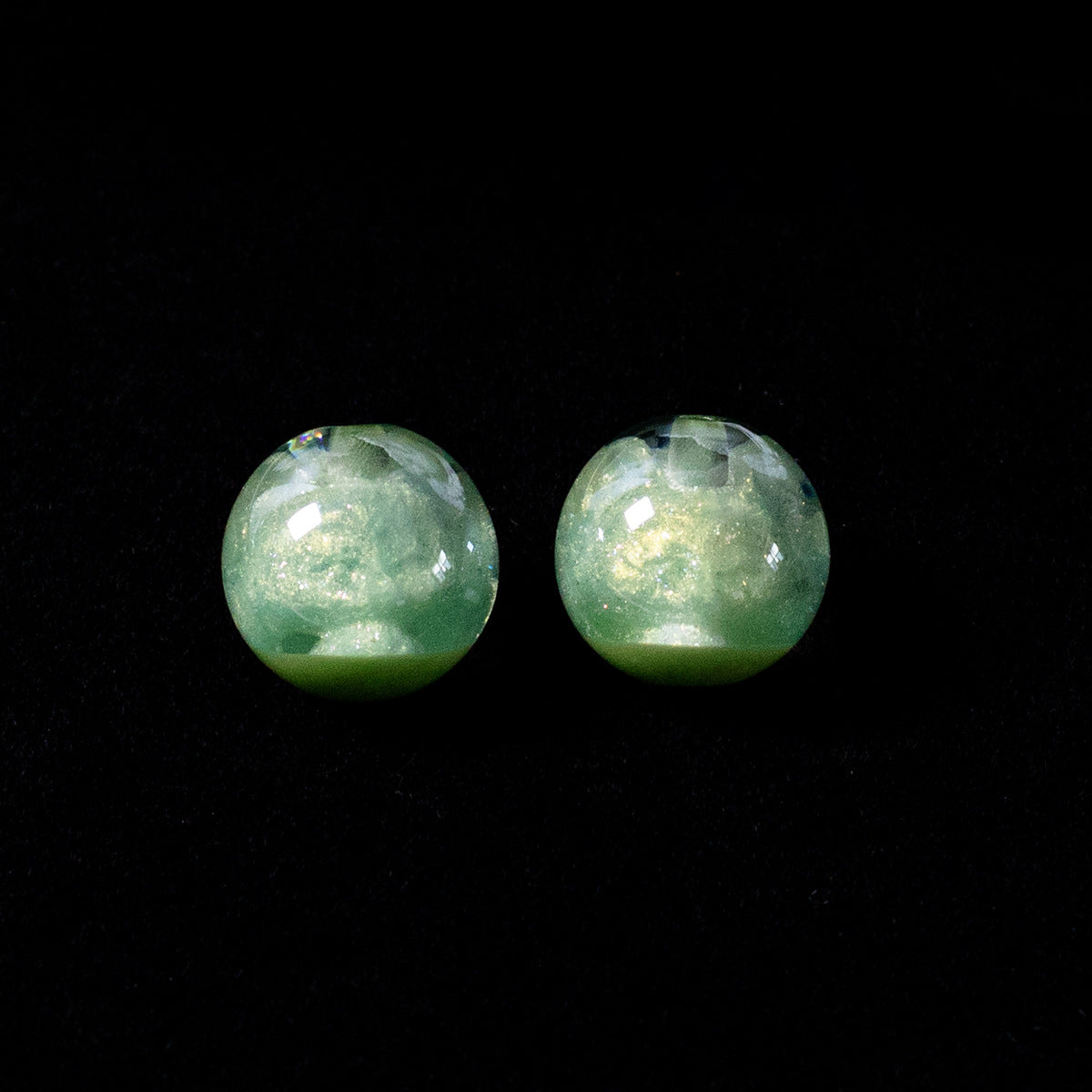 Clear Nine-Tailed Fox Resin Beads 16mm Round Mixed Colors 10pcs 13