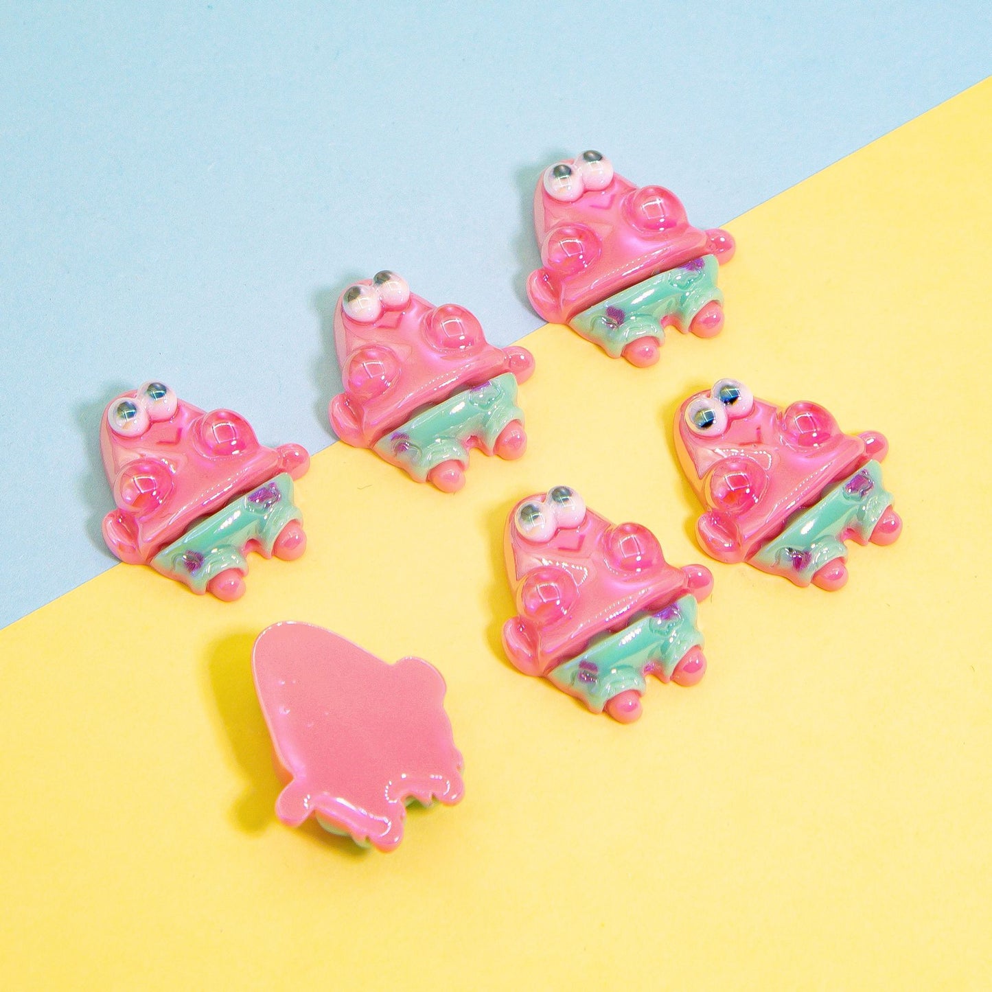 Glossy Spongebob Character Resin Beads 20pcs Colorful Series 7