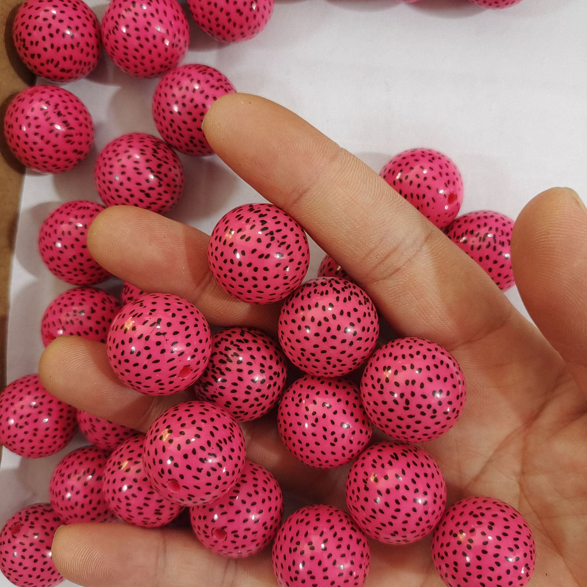 Printed Bubblegum Beads 20mm Dragon Fruit Pattern Rose Red 10pcs 2