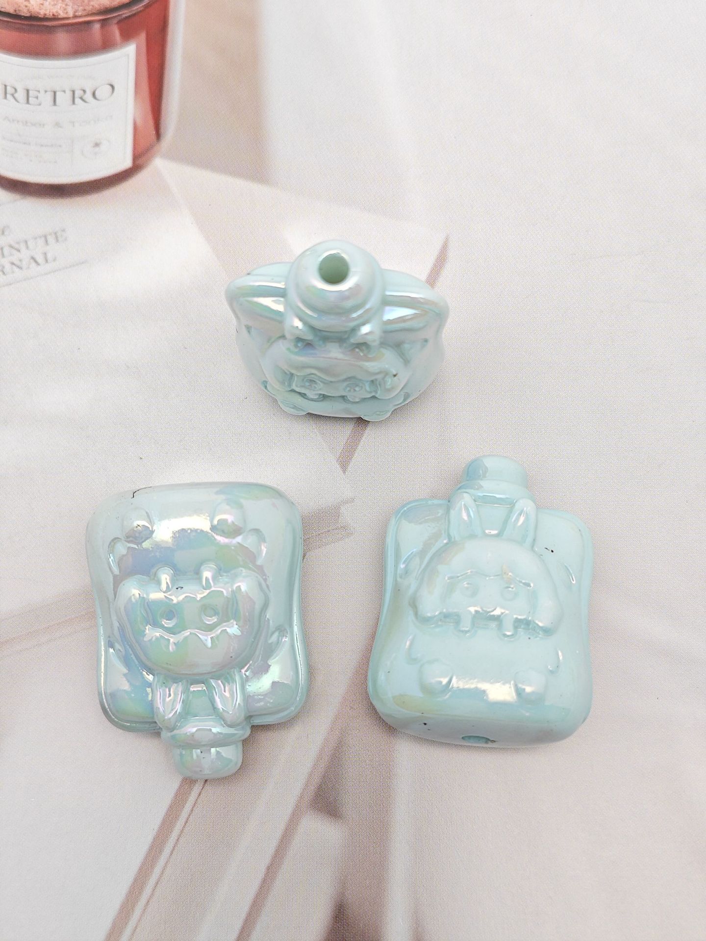 UV Plating Sucking Jelly Acrylic Beads 32mm Glossy Pastel Smile 50pcs 7