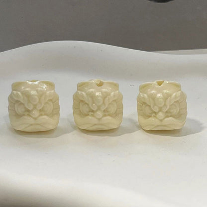 Glossy Dancing Lion Shaped Resin Beads 16mm 50pcs 3