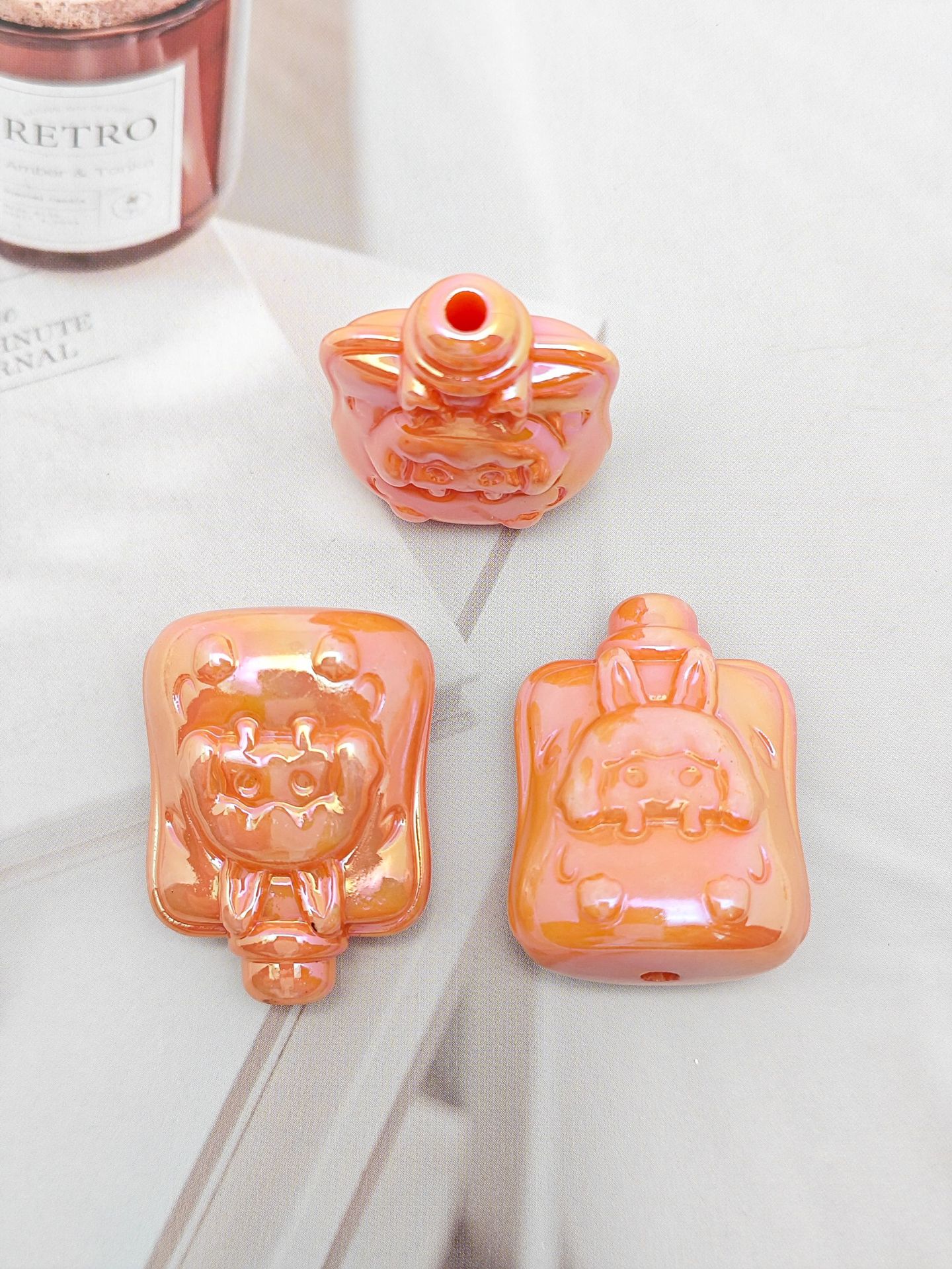 UV Plating Sucking Jelly Acrylic Beads 32mm Glossy Pastel Smile 50pcs 12