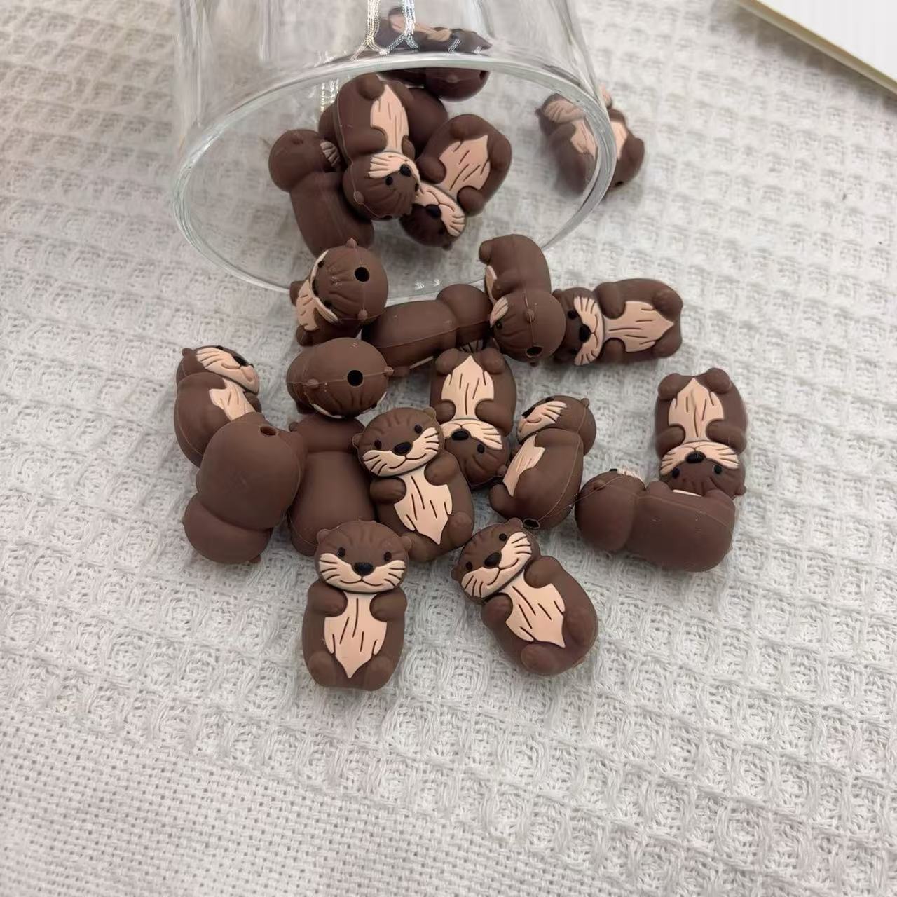 Silicone 3D Focal Beads Marmot Front View Detailed Posture 20pcs 2