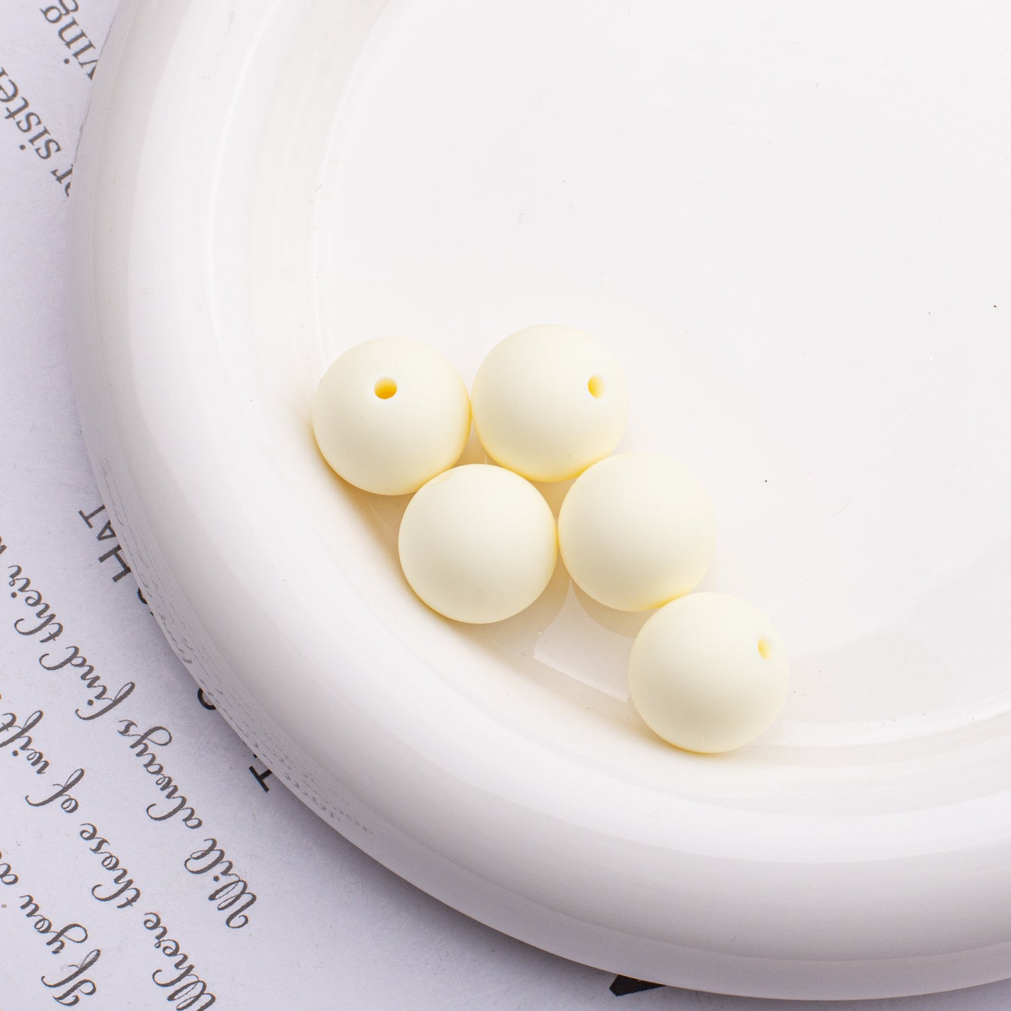 Rubberized Round Acrylic Beads 16mm Solid Color 20pcs 17