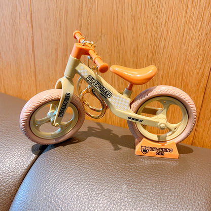 Plastic Bicycle Couple Keychain Lightweight Durable Pastel Colors 5