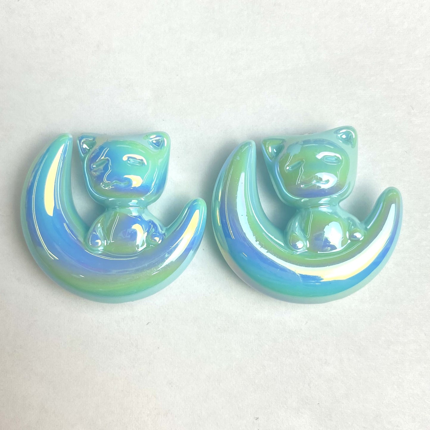 UV Plating Moon Cat Acrylic Beads 26mm Iridescent Pastel 50pcs 9