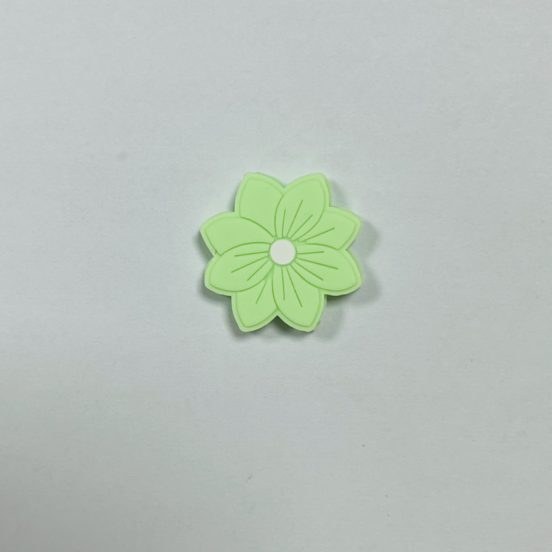 Silicone Focal Beads Flower Macaron Color Etched Petal Design 20pcs 6