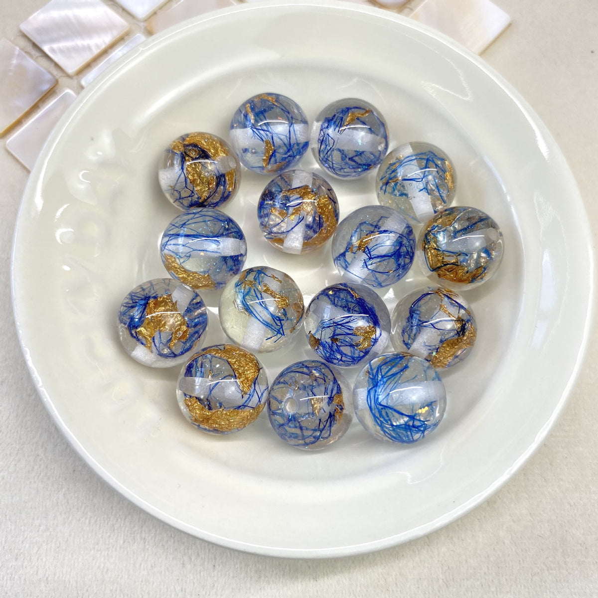Clear Gild Tinsel Resin Beads 16mm Round Multicolor 50pcs 13