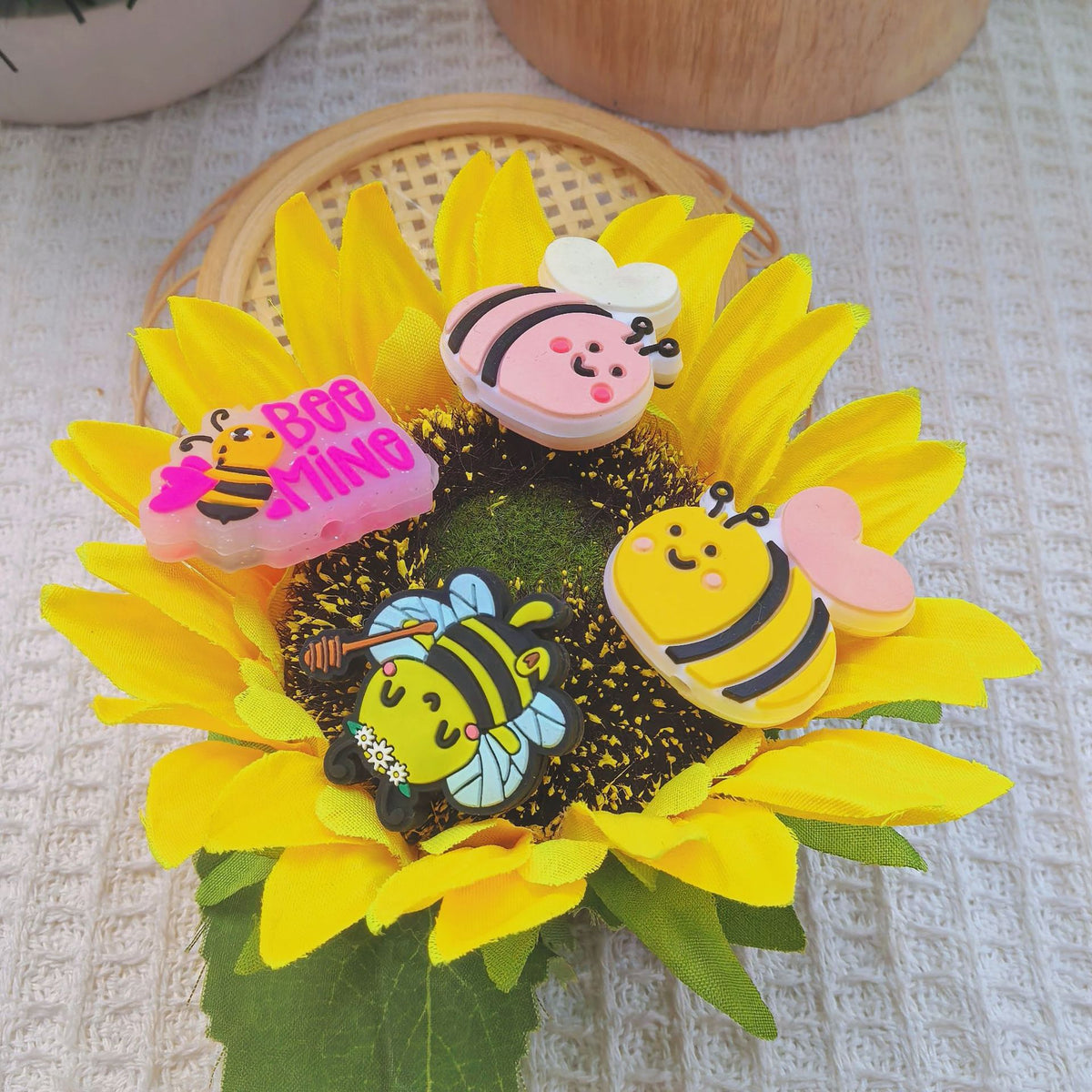 Silicone Focal Beads Small Bees Smiling Faces With Text Bee Mine 20pcs 3