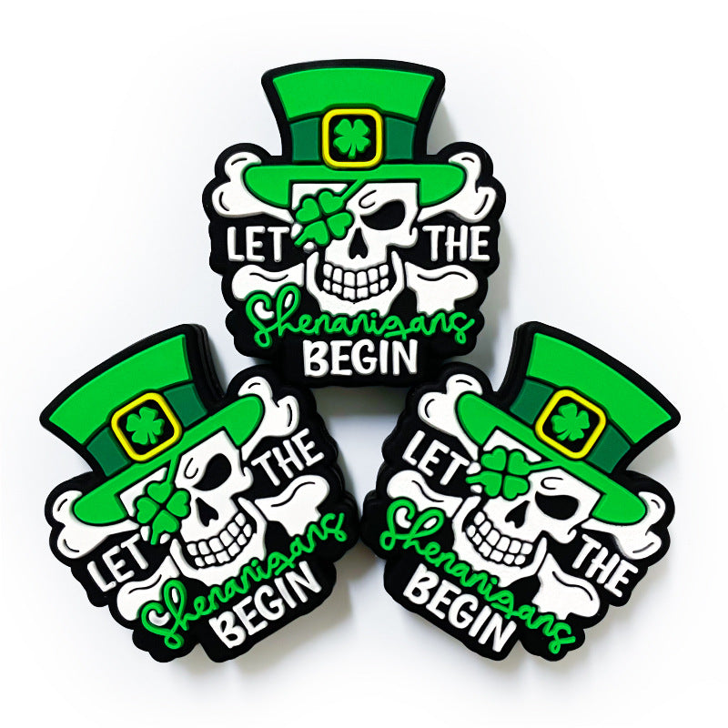 Silicone Focal Beads Lucky Grass Pirates Skull with Leprechaun Hat 20pcs 4