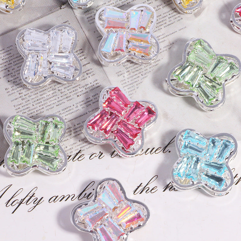 Rhinestone Paved Four-leaf Clover Rhinestone Beads 16mm Alloy 3pcs