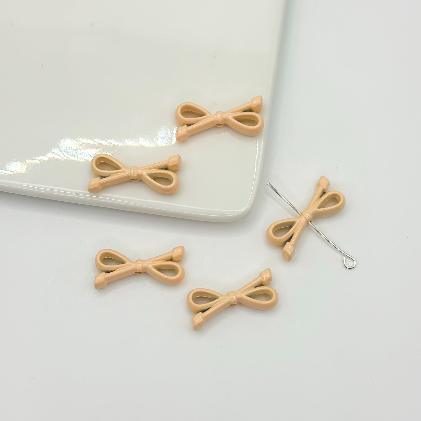 Eight Character Shaped Bow Tie Metal Beads 10*22mm Baking Painted 10pcs 11