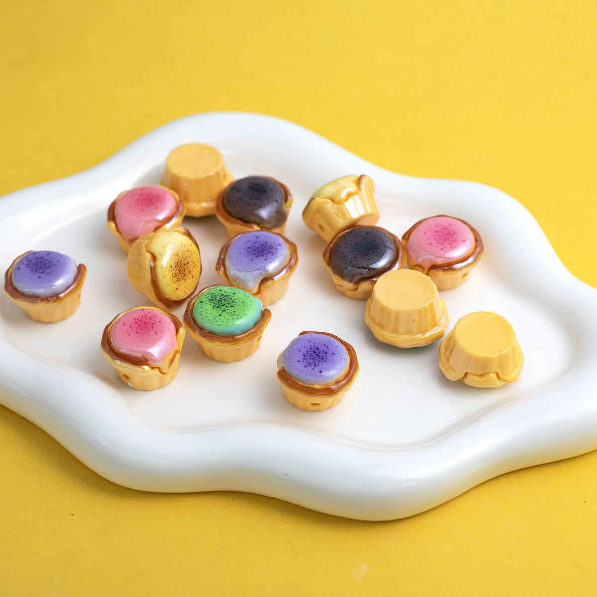 3D Molten Egg Tart Resin Beads 20mm Glossy Pastel Colors 10pcs 4