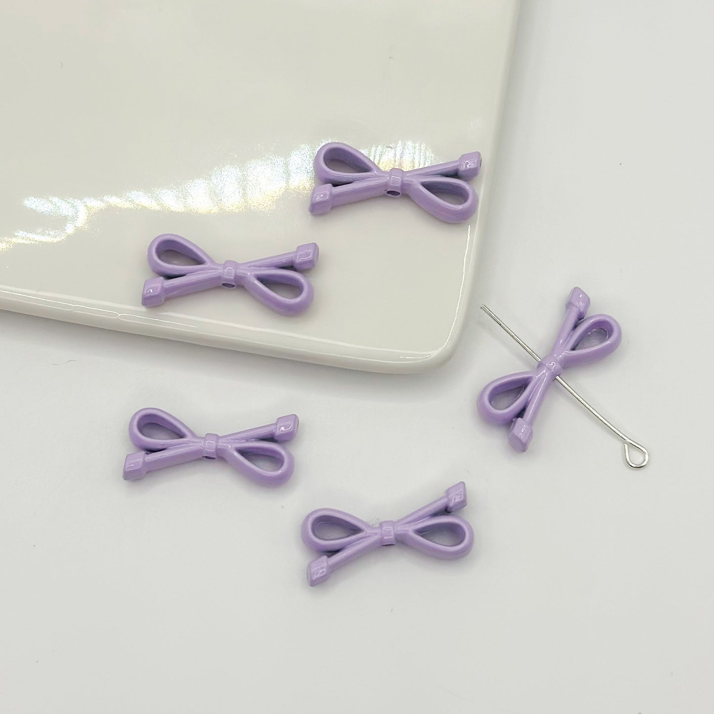 Eight Character Shaped Bow Tie Metal Beads 10*22mm Baking Painted 10pcs 15