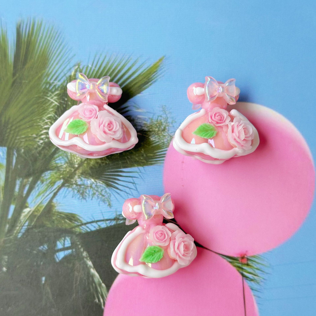 Hand Painted Dress Acrylic Beads 28x24x10mm Pastel Glossy 5pcs 3