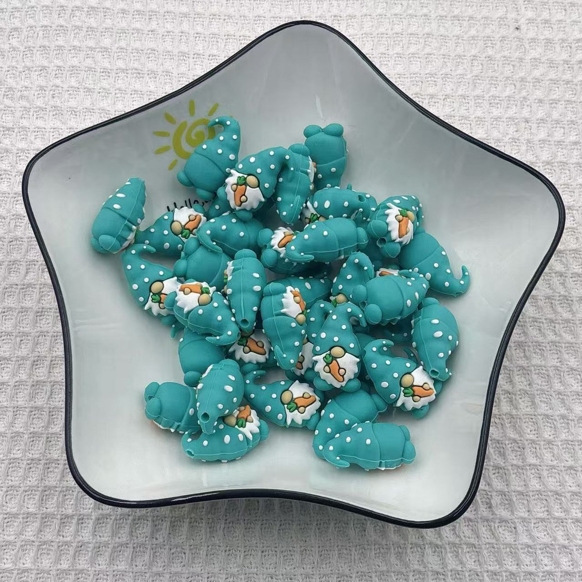 Silicone 3D Focal Beads Easter Carrot Dwarfs Polka Dot Hat 20pcs 4