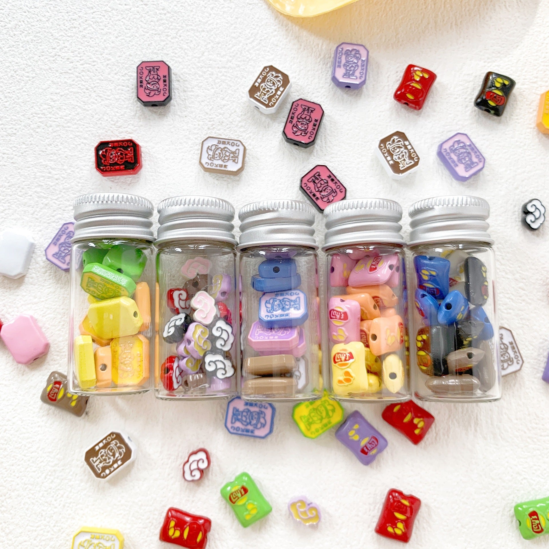 Baking Painted Potato Chips Card Metal Beads 2mm Hole 20pcs 3