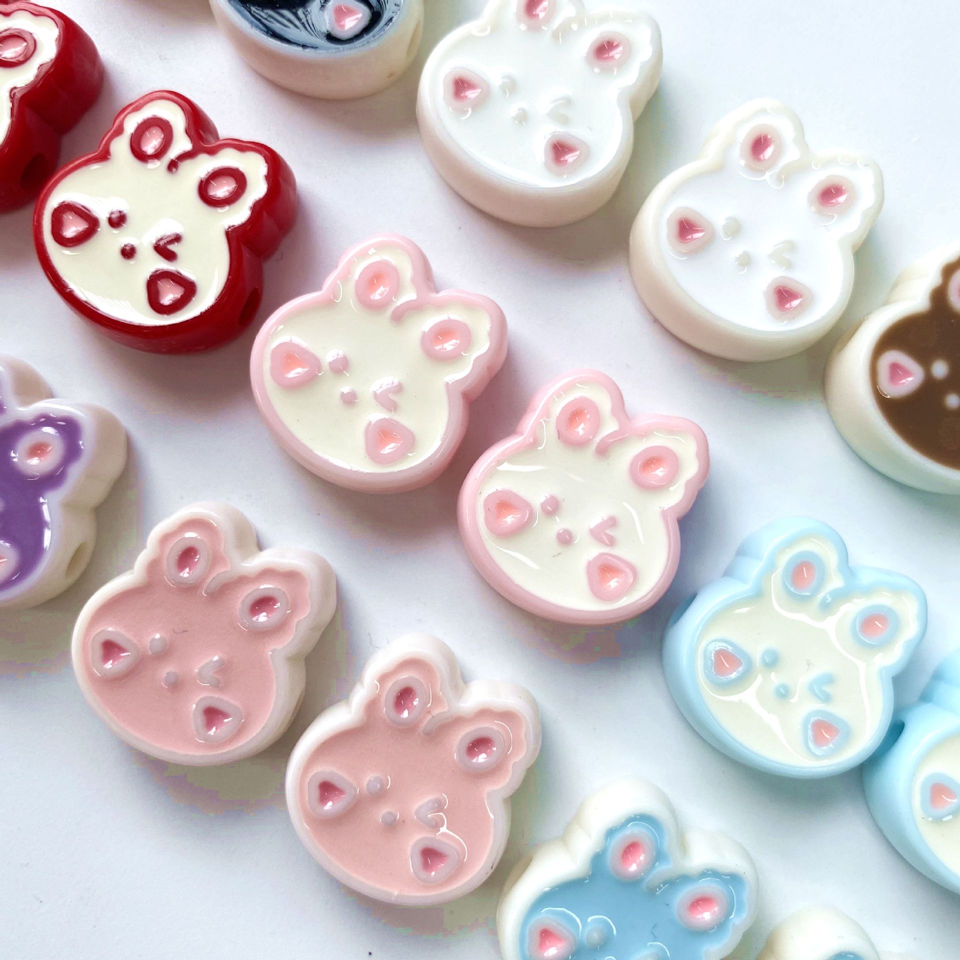 Hand-Painted Rabbit Acrylic Beads 22x24mm Glossy Pastel 100pcs 3