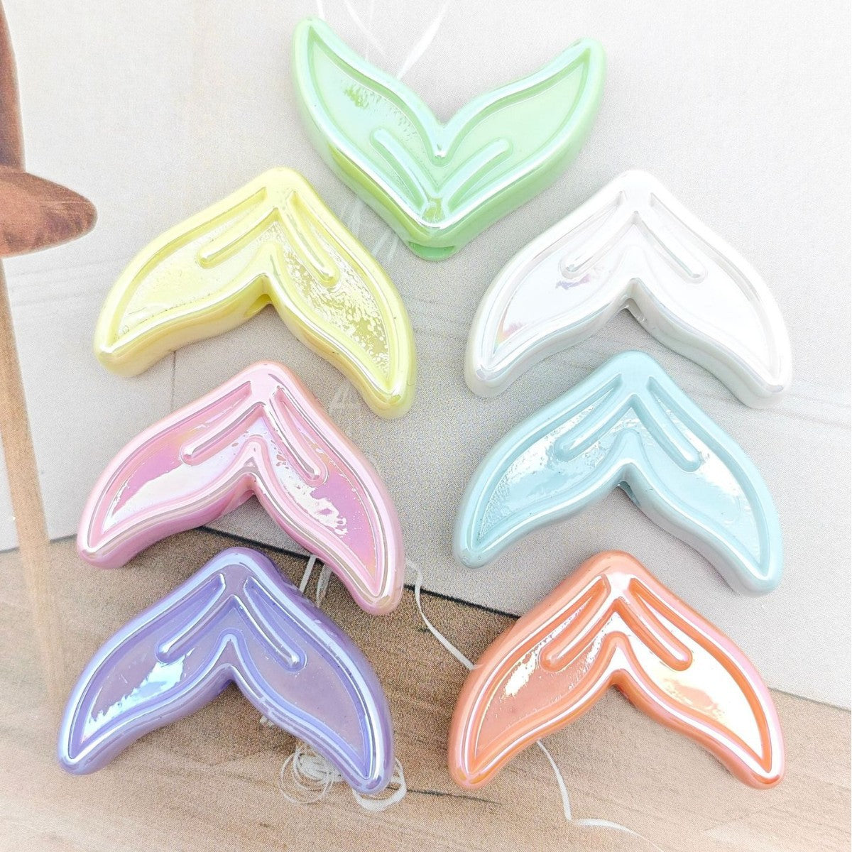 Glow Mermaid Tail Acrylic Beads 29x20x9mm Glow In The Dark 50pcs