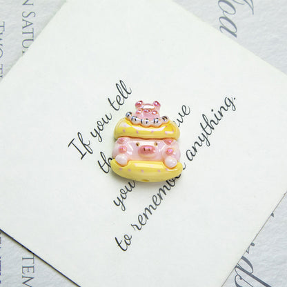 Glossy Pig Resin Beads Playful Dessert Design 10pcs 8