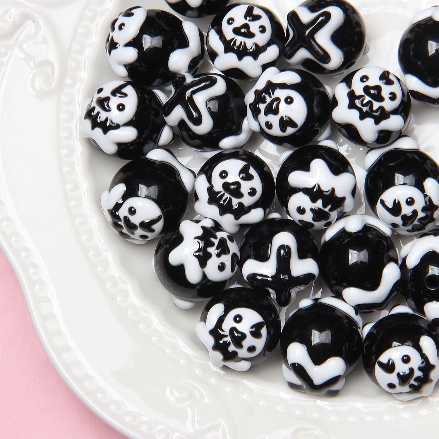 Hand-Painted Halloween Pumpkin Ghost Acrylic Beads 16mm 9