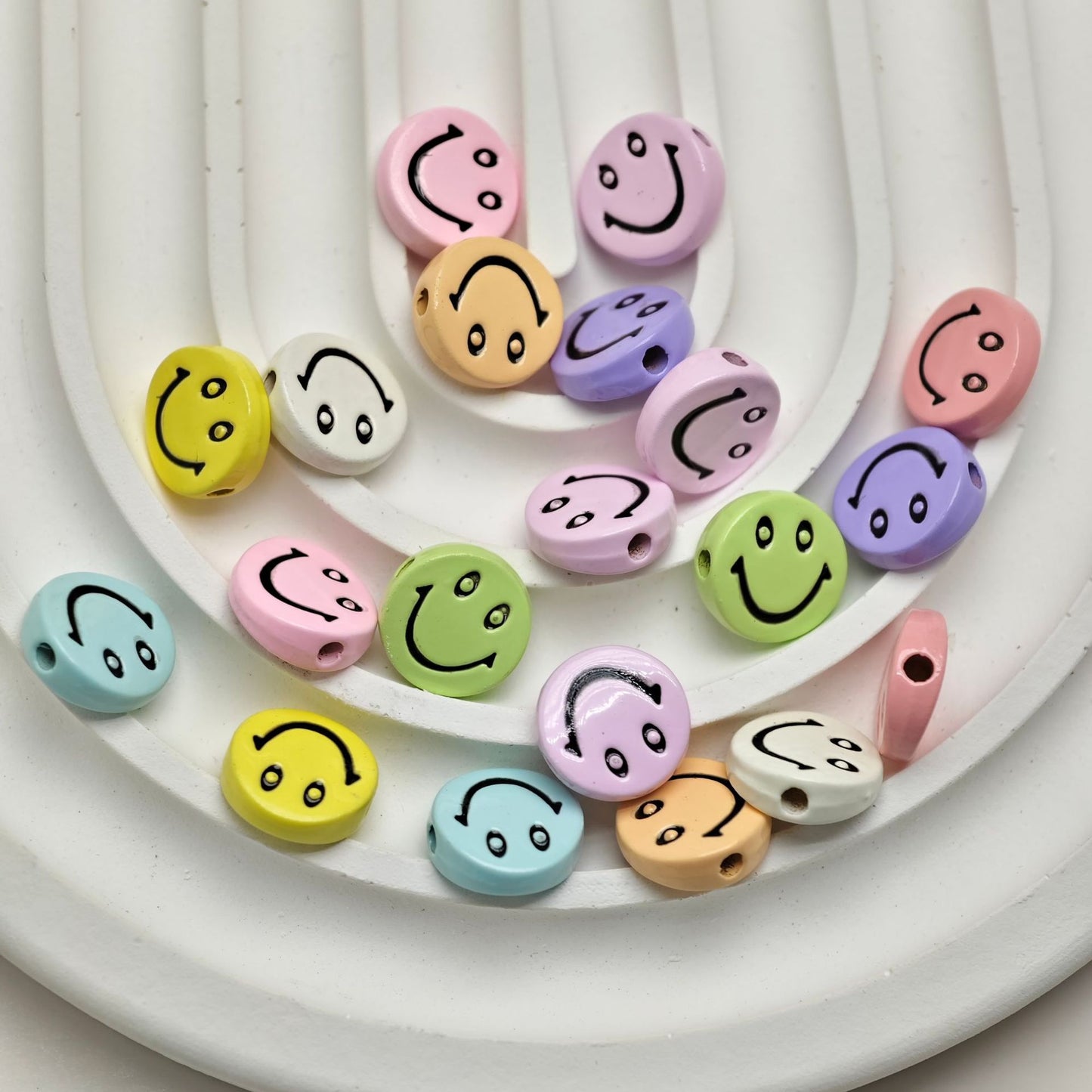 Smiling Face Metal Beads 10mm Baking Painted Zinc Alloy 50pcs