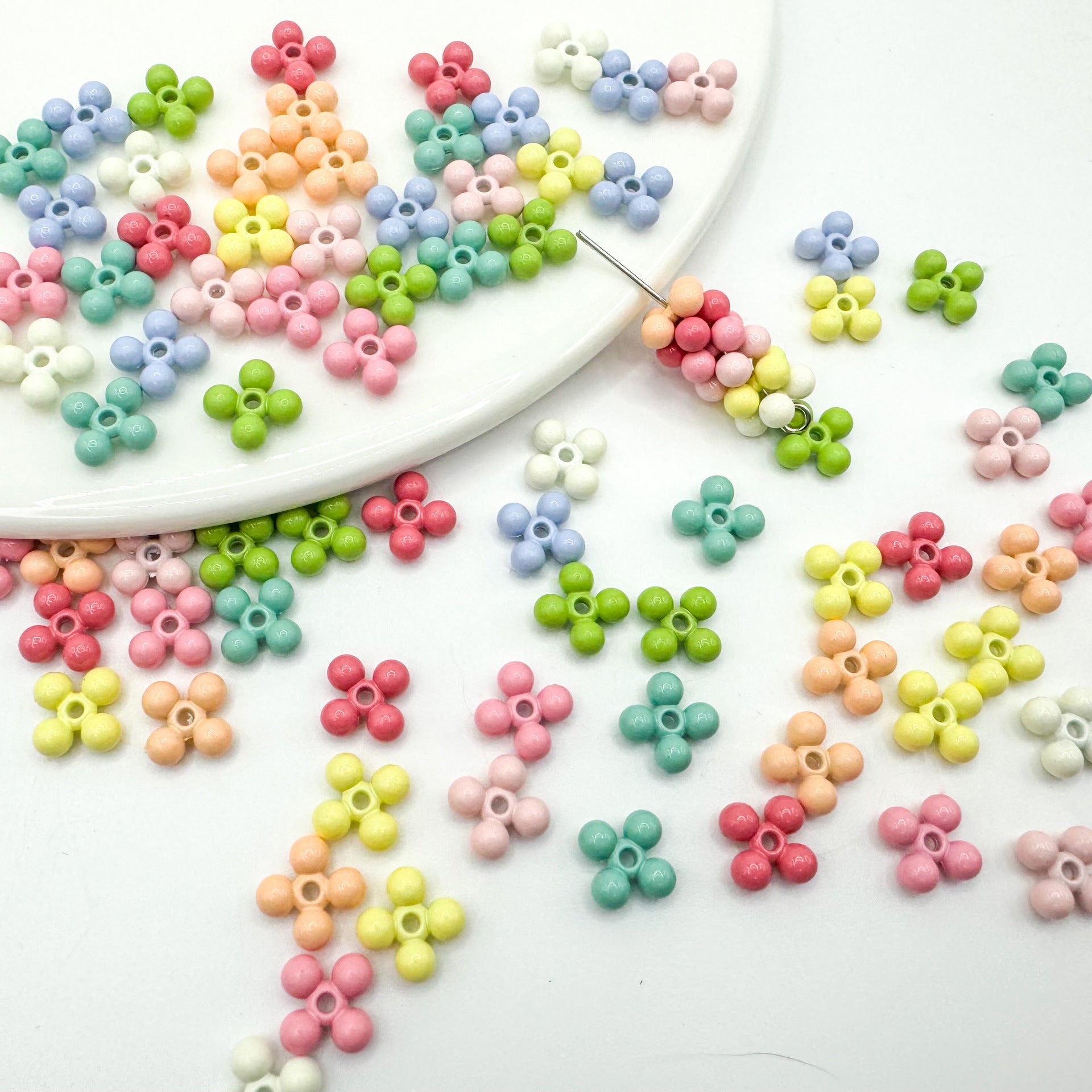 Four Leaf Clover Metal Beads 7.5mm Baking Painted Alloy Spacer 50pcs