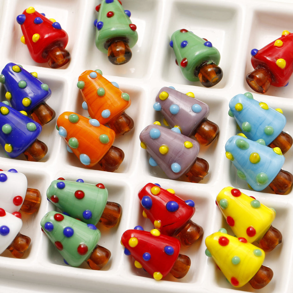 Hand Painted Polka Dot Christmas Tree Lampwork Glass Beads 19mm 4pcs