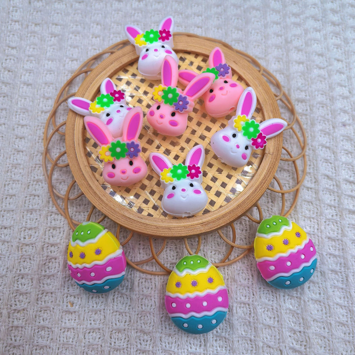 Silicone 3D Focal Beads Easter Bunny Egg Floral Crown 20pcs