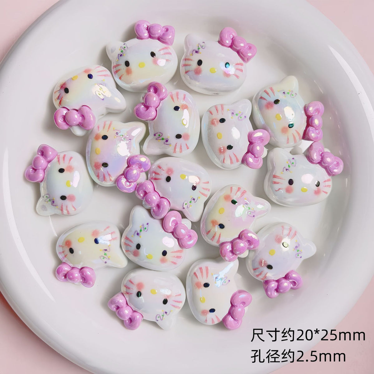 Glossy Sanrio Character Resin Beads 2.5mm Hole Pastel Colors 5pcs 6