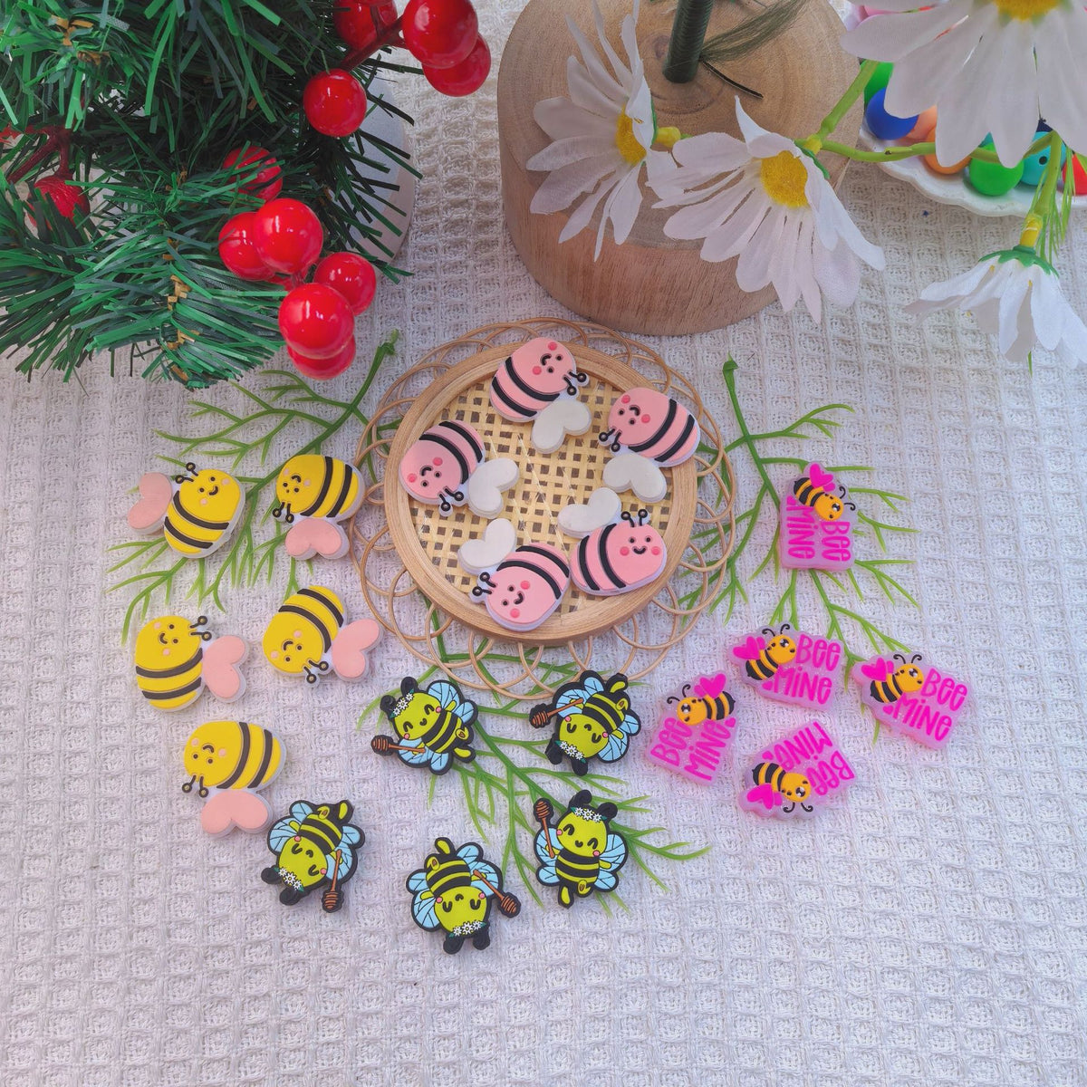 Silicone Focal Beads Small Bees Smiling Faces With Text Bee Mine 20pcs