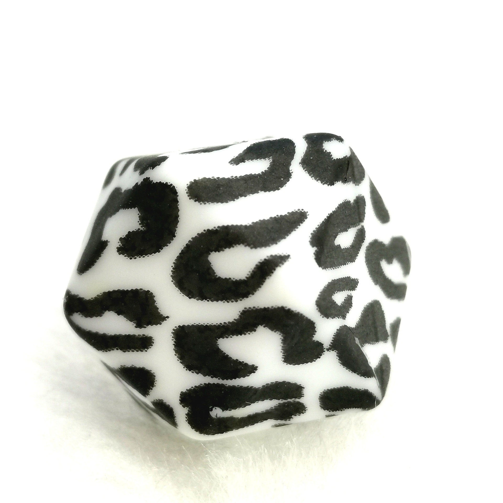 14mm Hexagon Silicone Beads Printed Camouflage Leopard Design 50pcs
