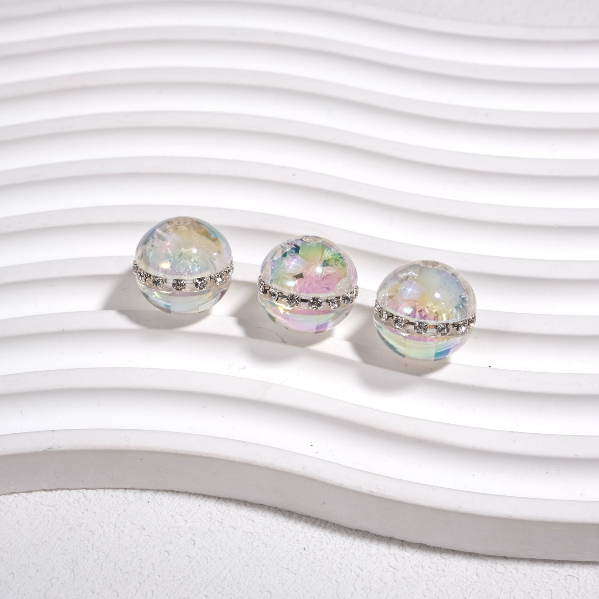 Luminous Rhinestone Chain Enlaced Resin Beads 16mm Round 10pcs 15