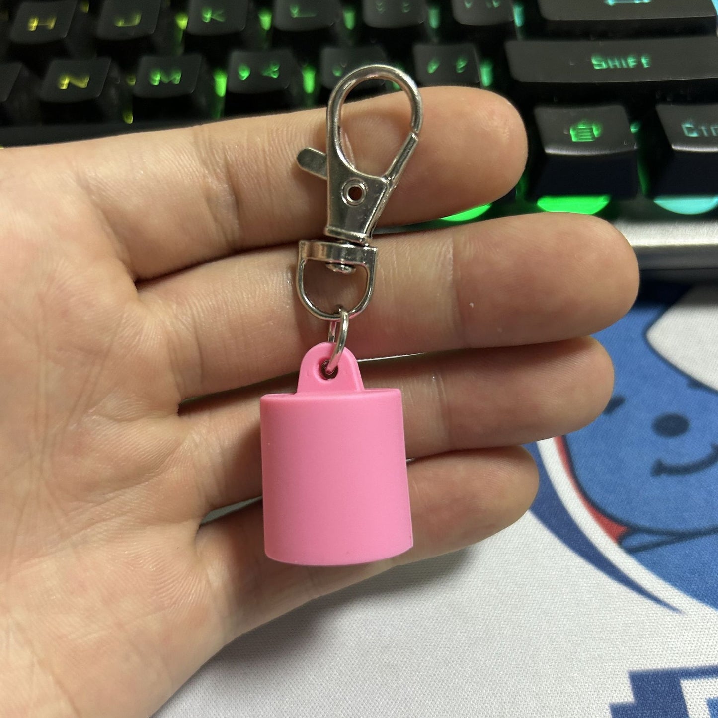 Silicone Chapstick Keychain Caps Crown Striped Smooth Shapes 3pcs 19