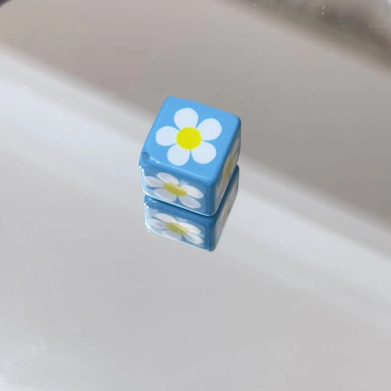 Tiny Flower Square Acrylic Beads 14mm Diagonal Hole 10pcs 4