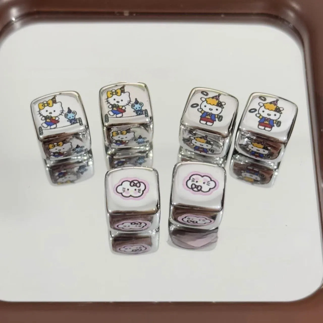 Silver Cloud Hello Kitty Acrylic Square Beads 14mm 10pcs