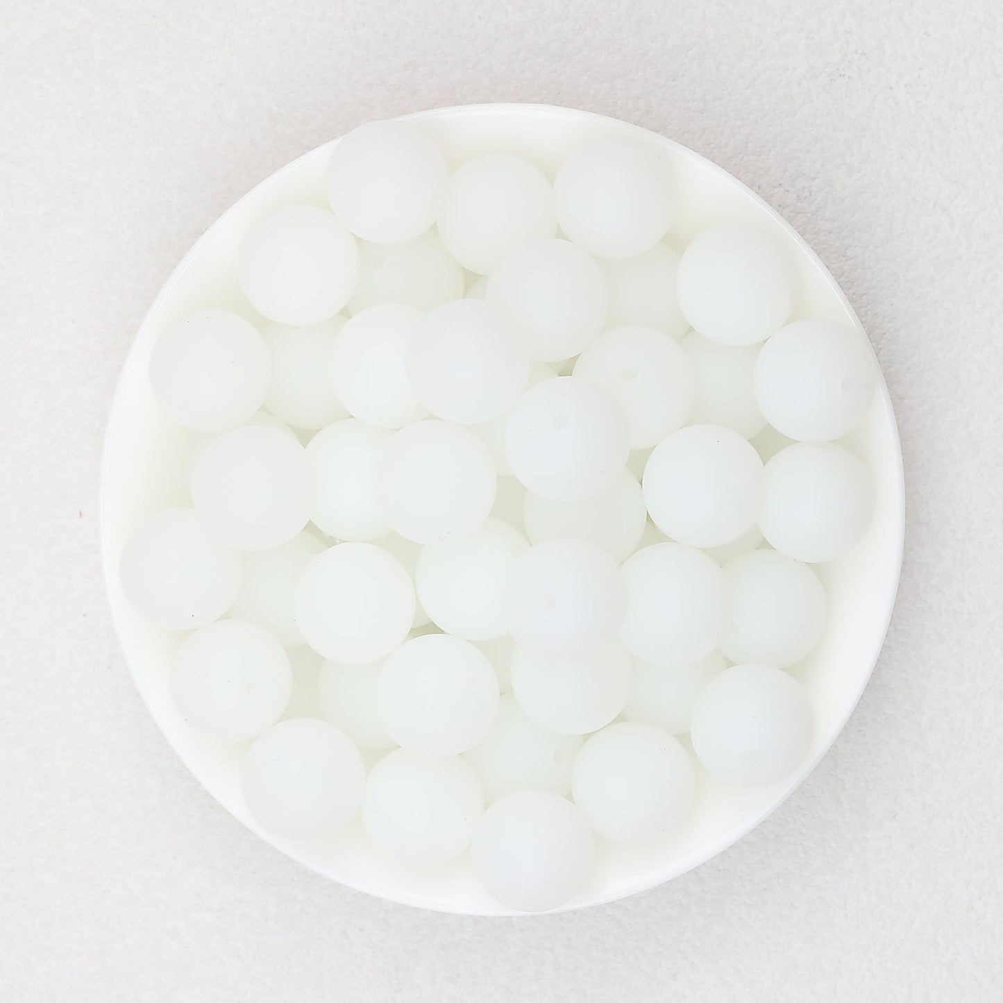 Glow in the Dark 15mm Round Silicone Beads 50pcs - 1 White to Blue