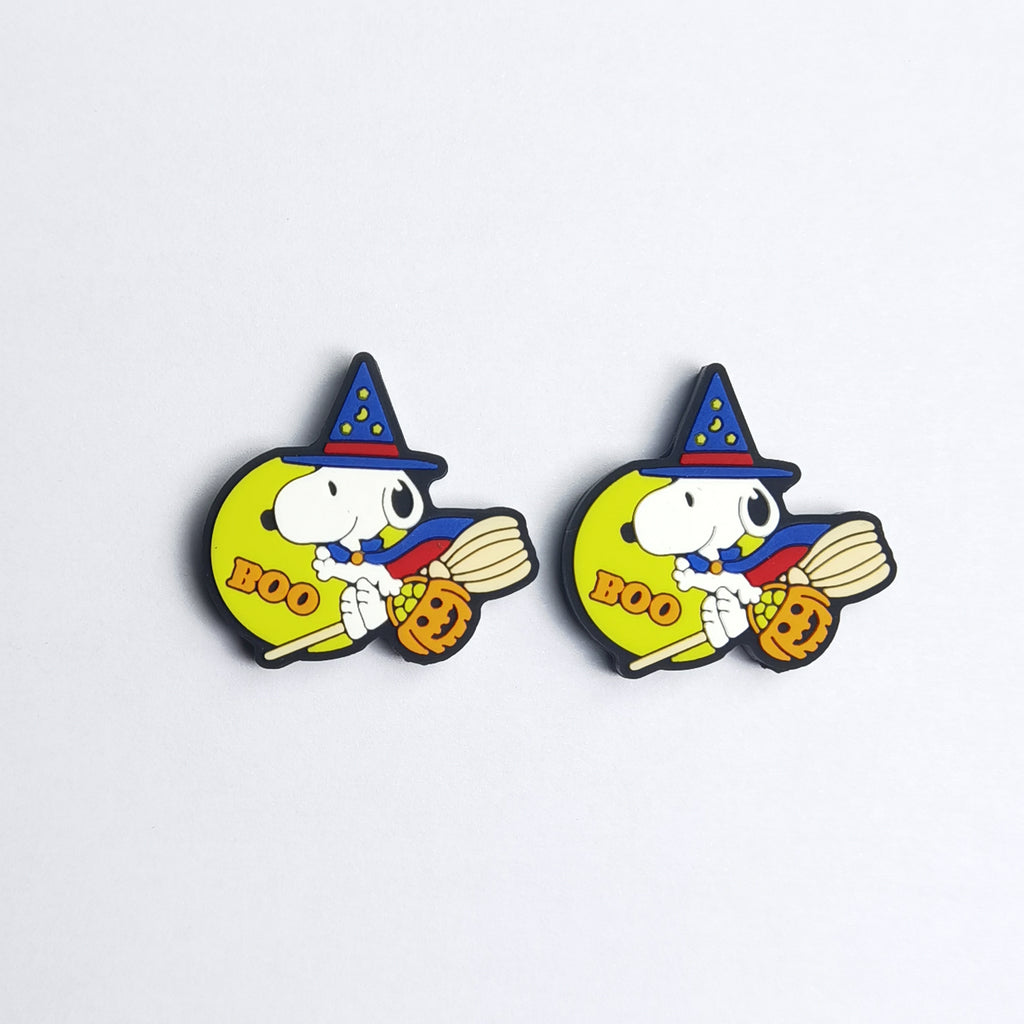 Silicone Focal Beads Magic Puppy Wearing Witch Hat with Broomstick 20pcs