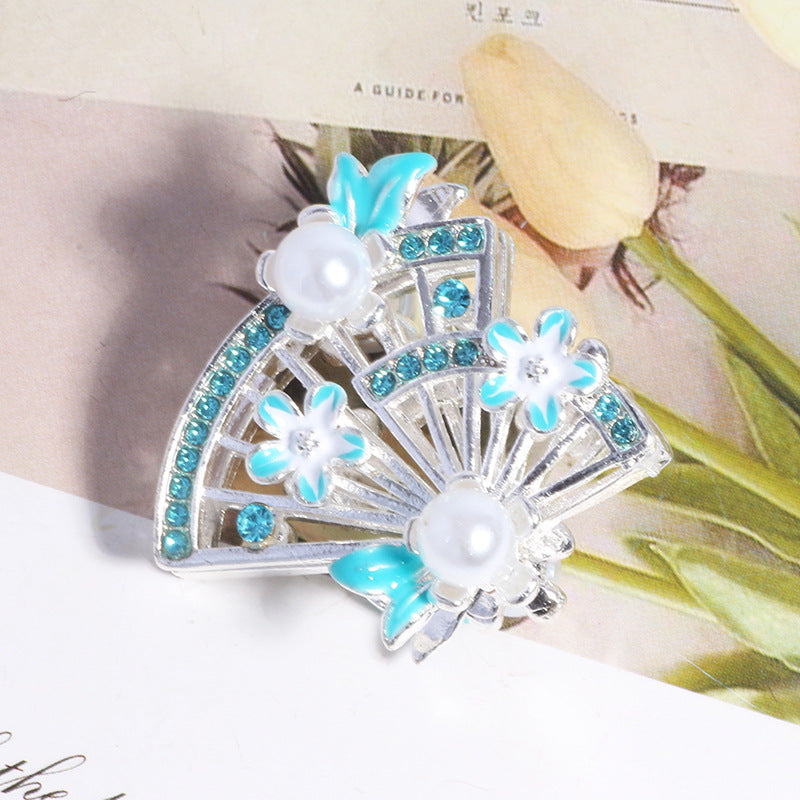 Alloy Hollow 3D Fan Shaped Rhinestone Beads 33mm 3pcs 10