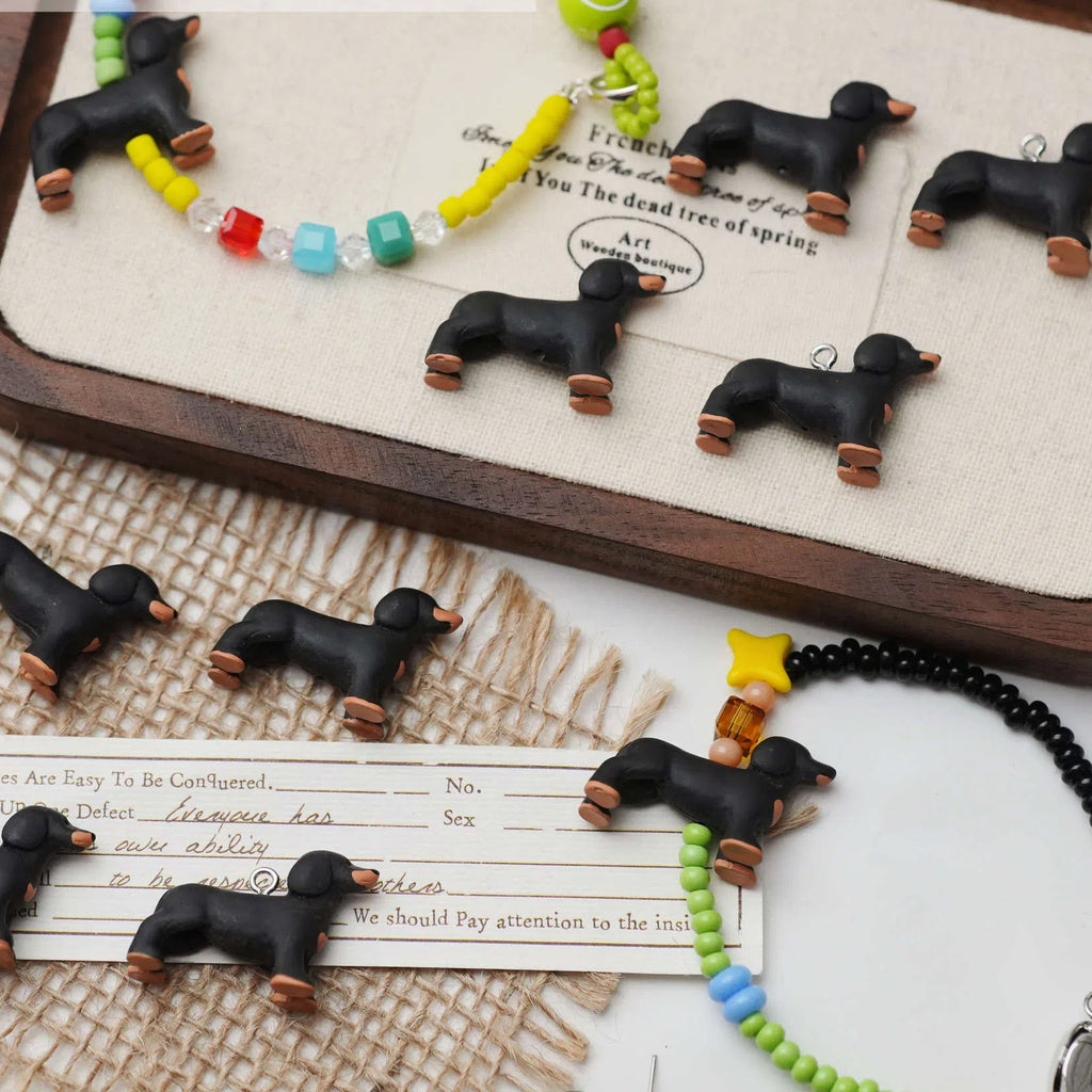 3D Adorable Dachshund Resin Beads 27mm Glossy Black 1pc
