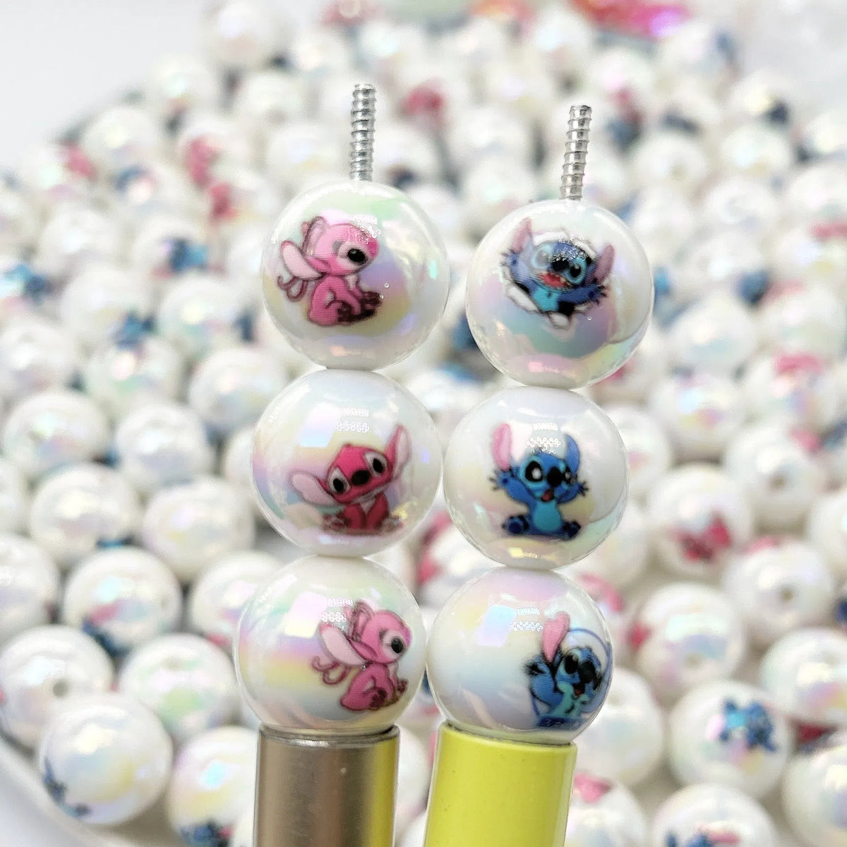 UV Plated Round Acrylic Beads 16mm Stitch Printed Glossy 100pcs